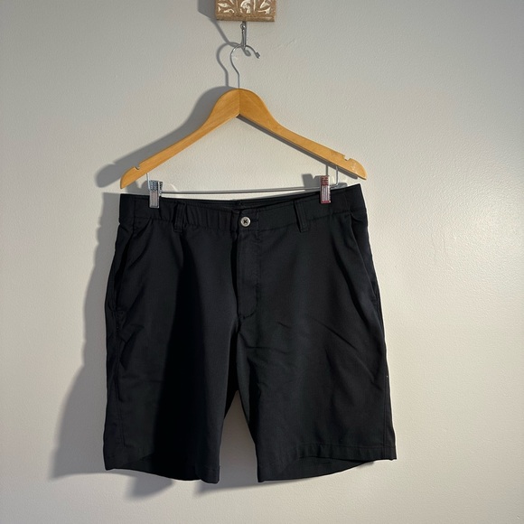 Under Armour Other - Under Armour Men's Black Shorts Size 36